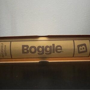 Boggle Bookshelf Edition Game